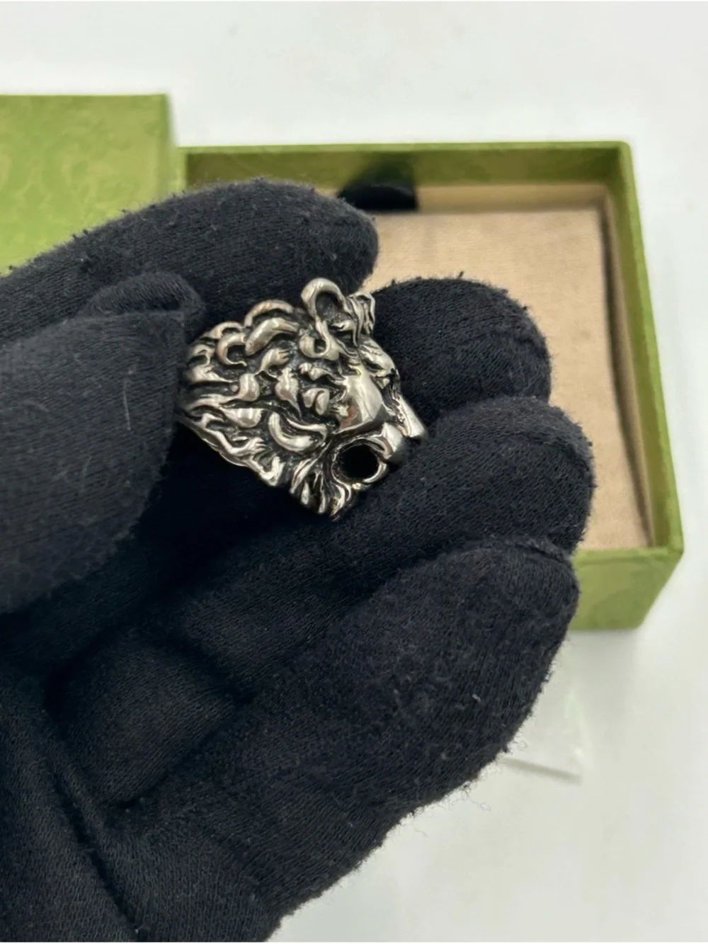 Unisex, Gucci, aged silver Lionhead ring open mouth, roaring expression, size 10